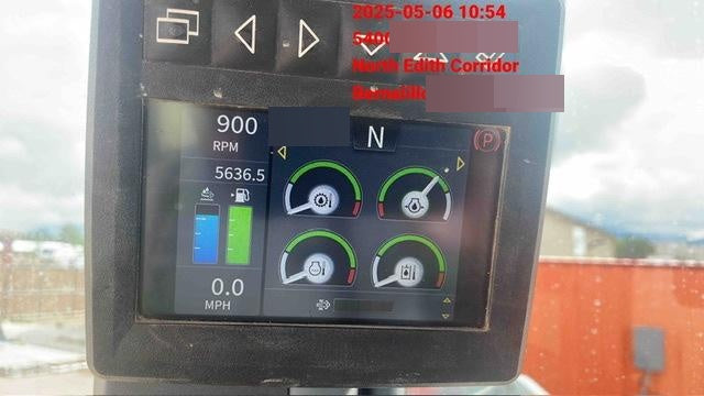 2019 John Deere 524L Cab/Heat/AIR, 3rd Function Hydraulics, Hydraulic JRB QC 2.75 Yd. Bucket, 60" Carriage/72" Forks