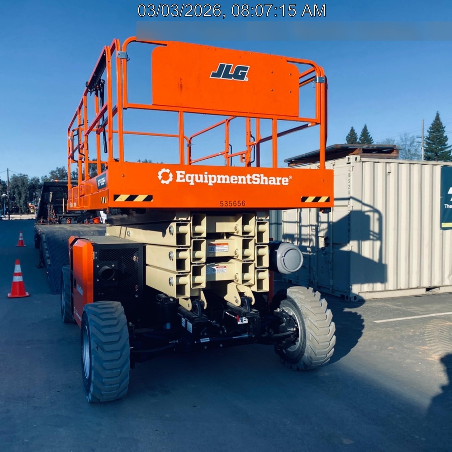 2025 JLG RT4394