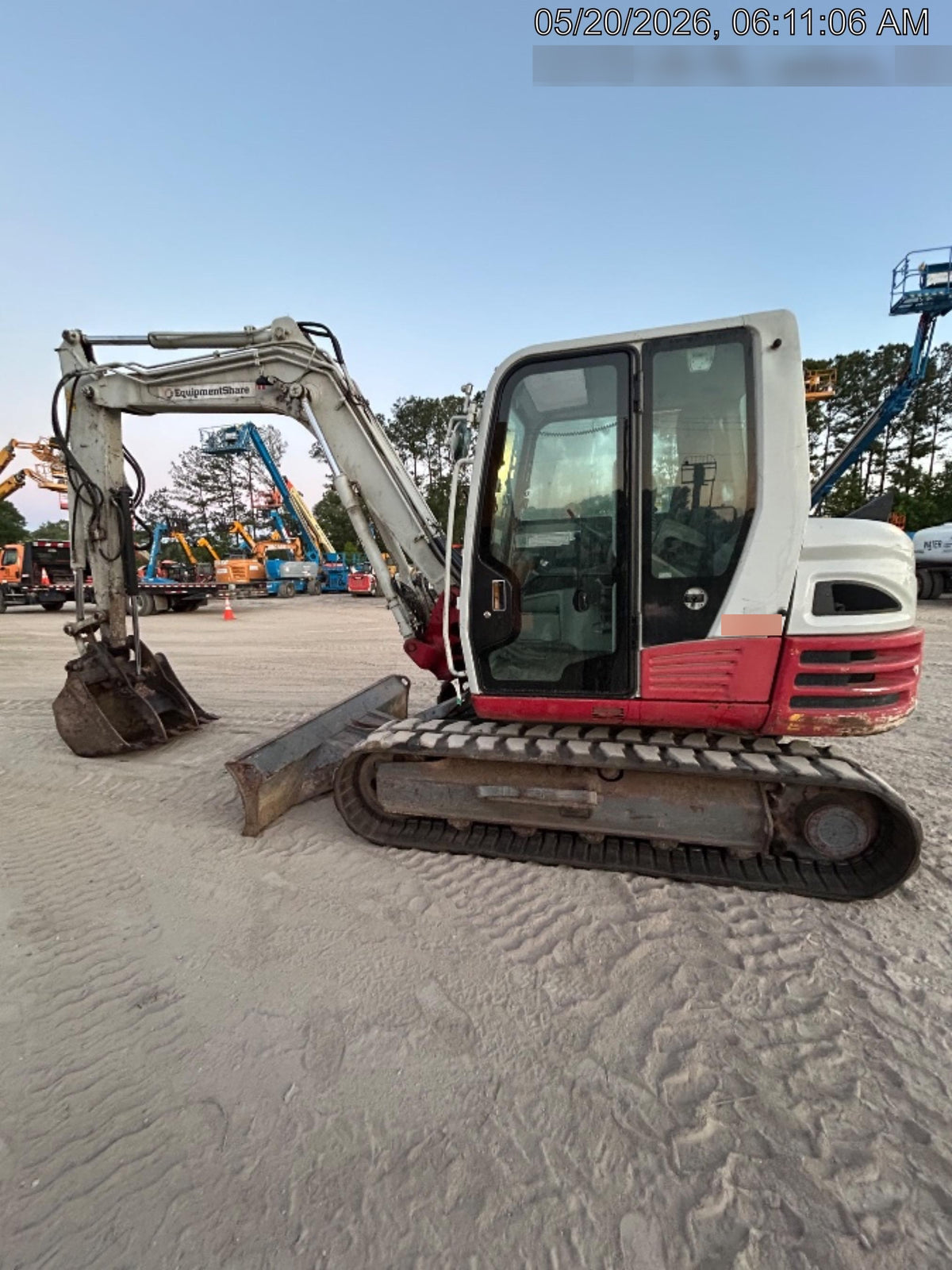 2019 Takeuchi TB290 Cab/Heat/AC Rubber tracks, Dozer blade, Travel alarm, Auxiliary hydraulics Manual QC, Hydraulic thumb, 18", 24", and 36" Buckets