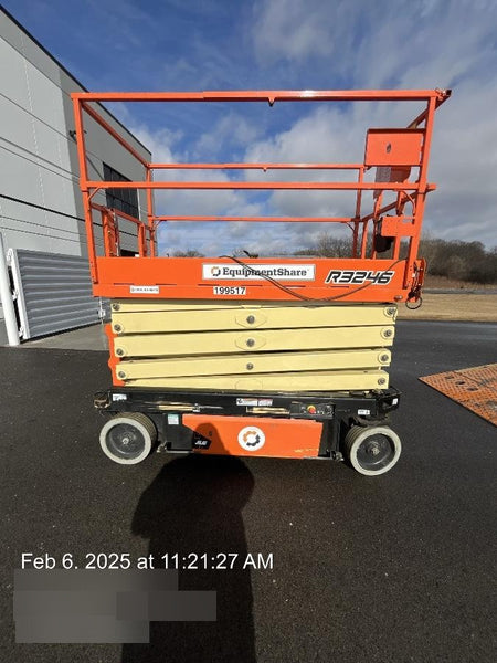 2021 JLG R3246