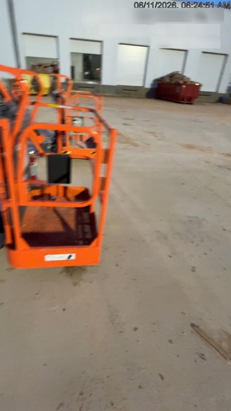 2019 JLG E300AJP