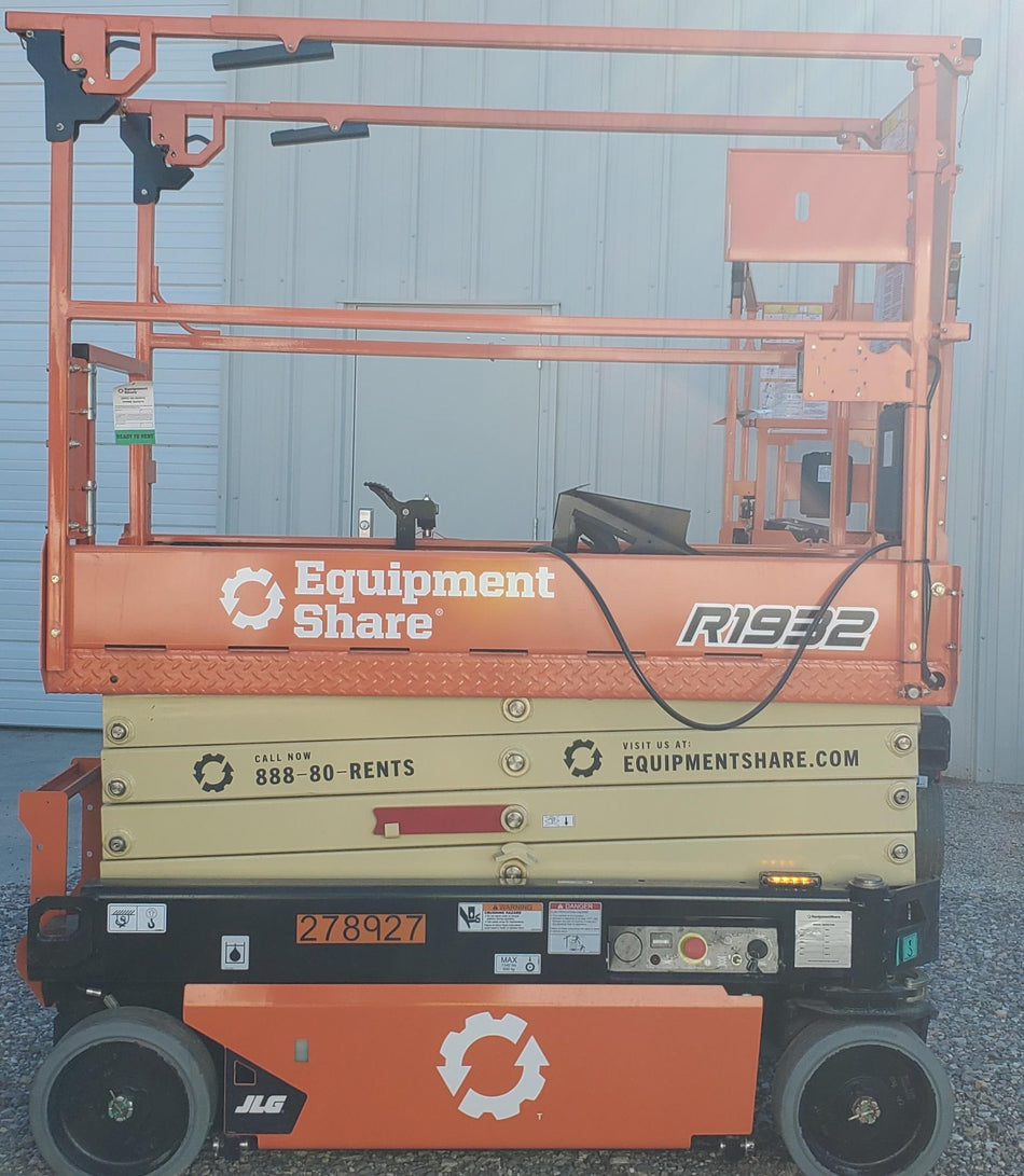 2022 JLG R1932