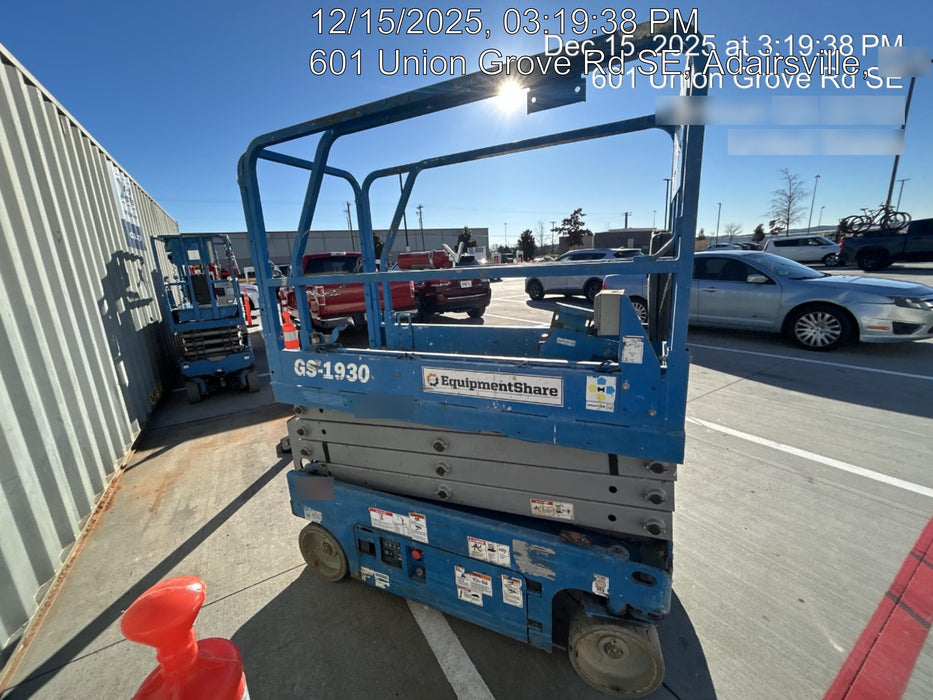 2019 Genie GS-1930 Fixed rails with chain Entry