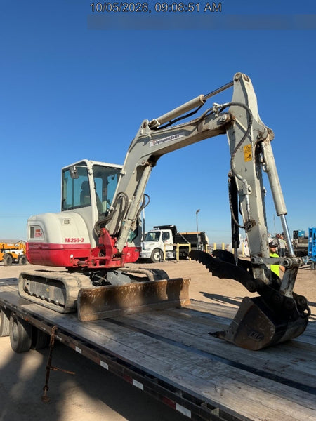 2021 TAKEUCHI TB250-2C