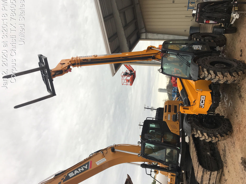 2019 JCB 509-42 Cab/Heat/Air, 74 HP, Solid Tires, STD Worklight, Beacon, Aux Hydraulics, Lifting Eye, Back up Alarm w/66" Carriage/60" Forks