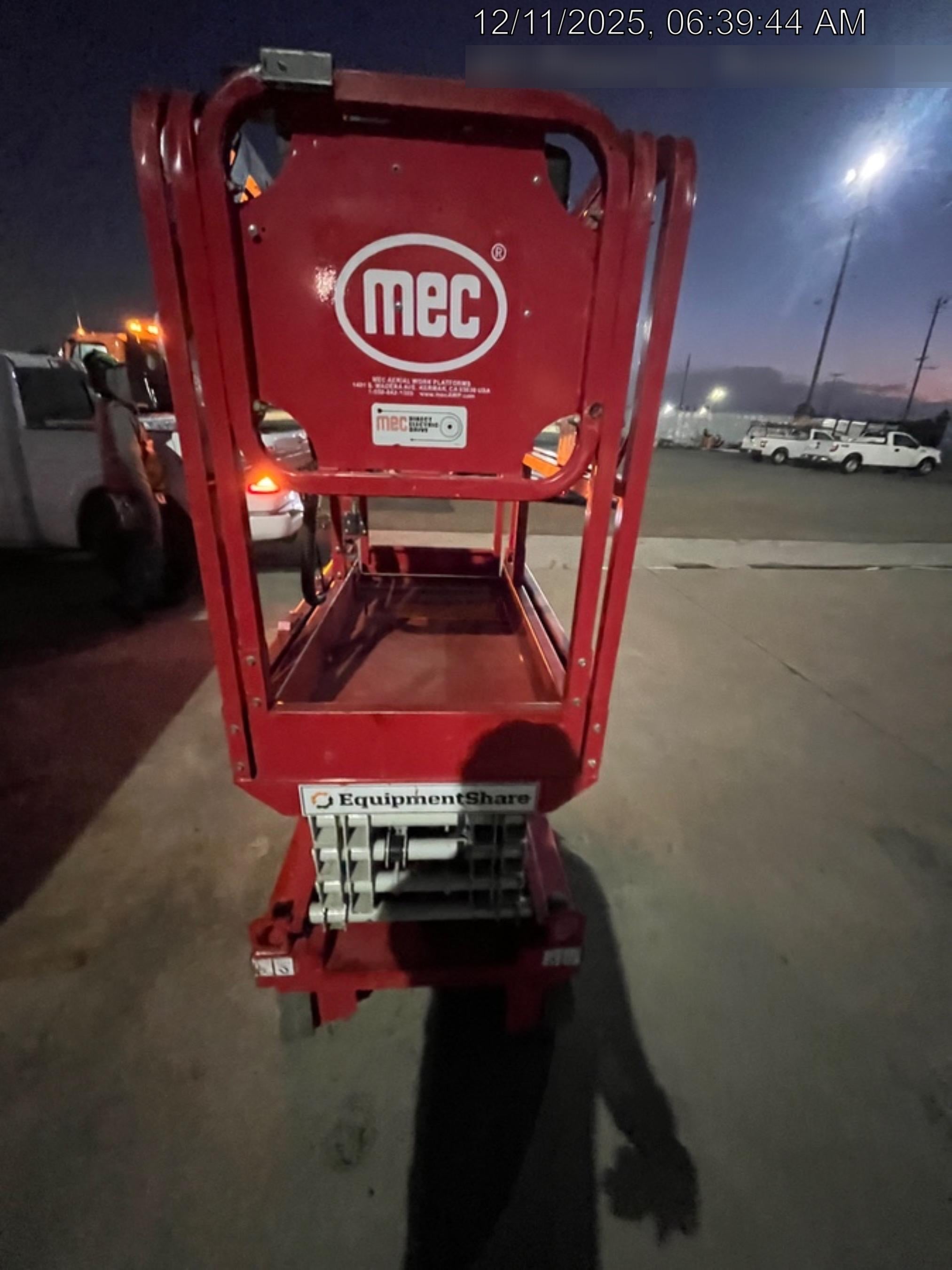 2020 MEC 1330SE Solid NM Tires, Steel Swing out Doors, LCS, Beacon, 900W Inverter