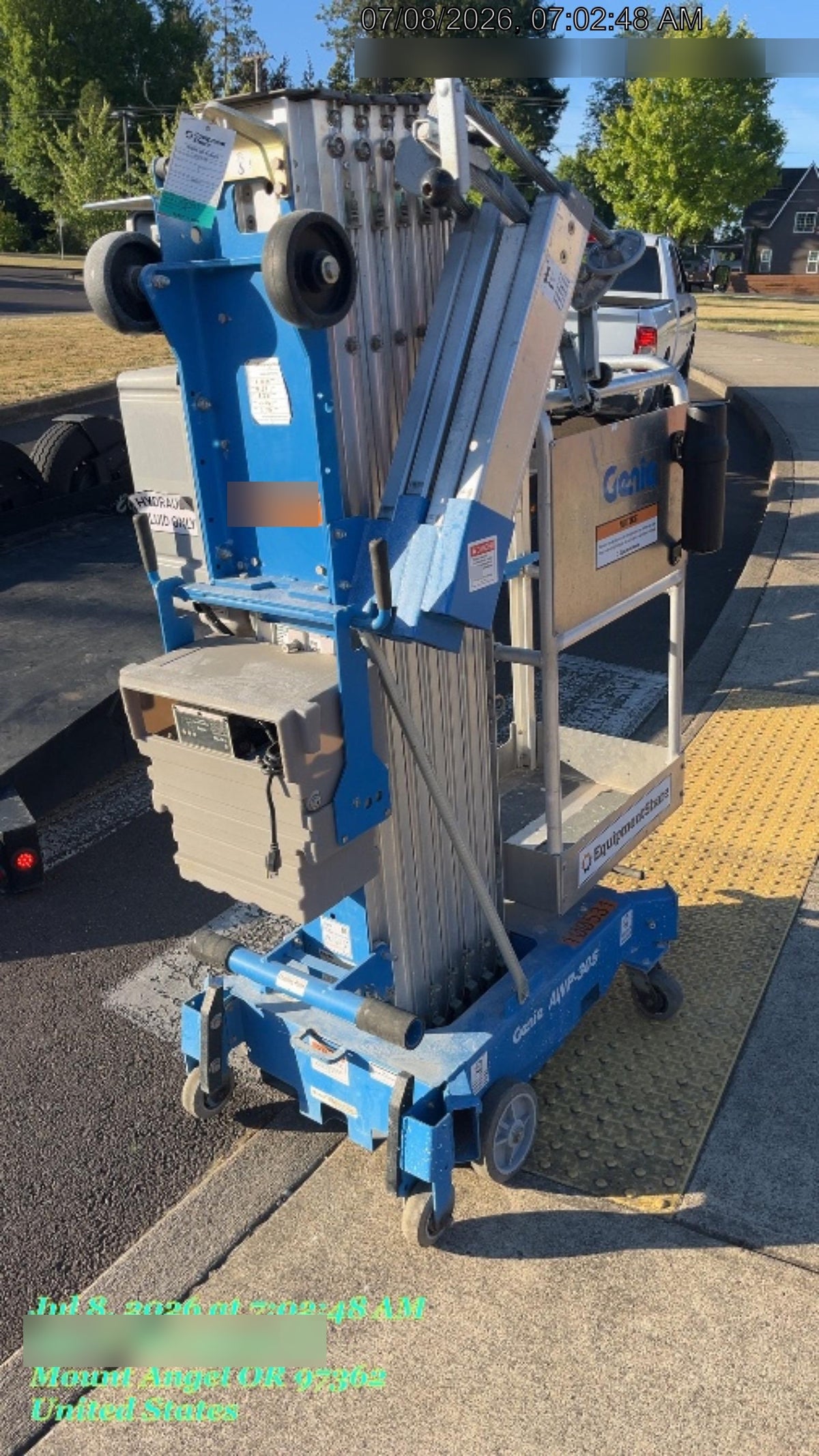2020 GENIE AWP-30S