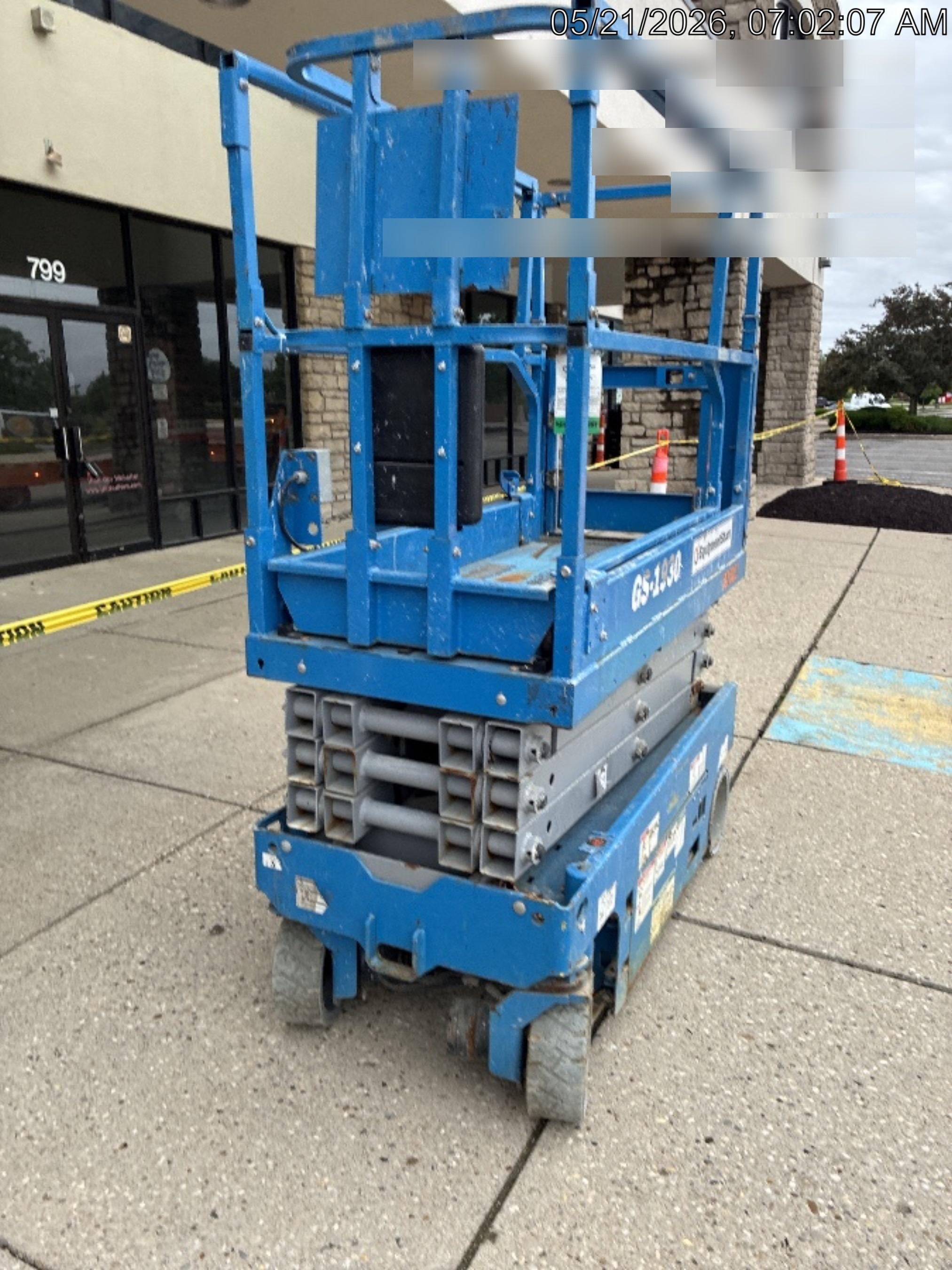 2020 Genie GS-1930 Solid Non Marking Tires, Beacon, Folding rails with half height swing gate