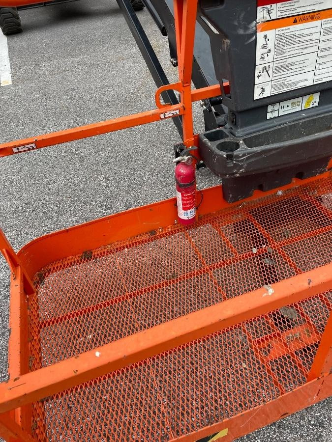 2024 JLG 460SJ