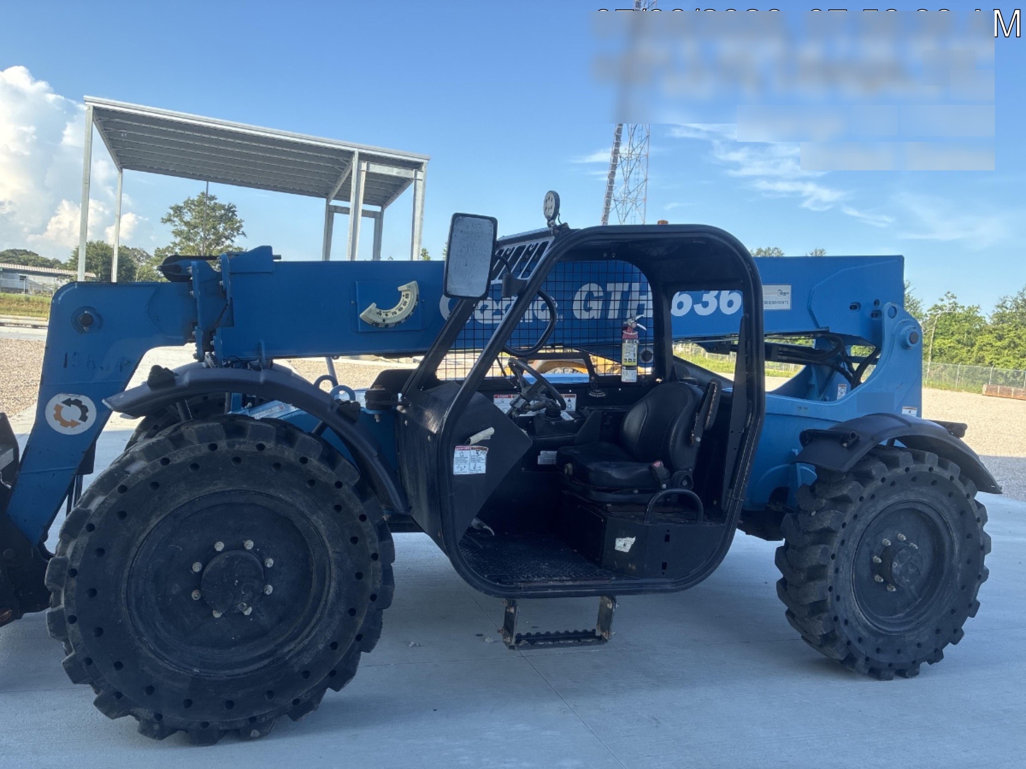 2018 Genie GTH-636 Genie GTH-636 w/Open ROPS, Work Lights, Solid Tires, RH Cab Mesh, Beacon, 48" Carriage and Forks