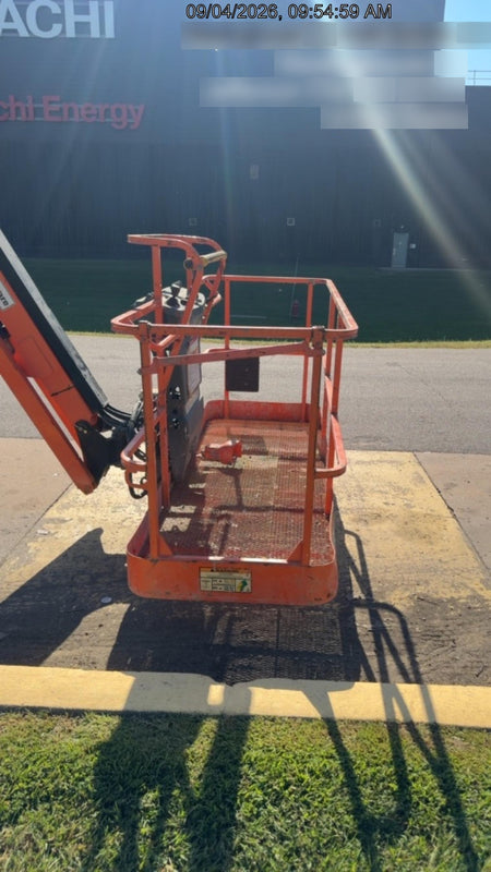 2019 JLG 660SJ