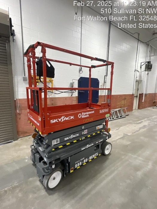 2024 Skyjack SJ3219 Electric Drive, Sld NM Tires, DBcns, RFRails, Power to Platform, T3 + Access Control