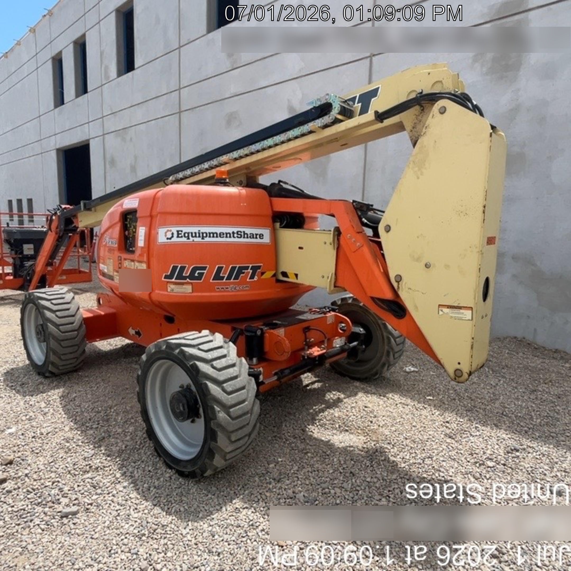 2019 JLG 600AJ