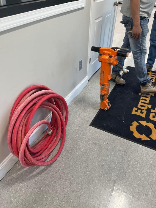 2023 MICHIGAN PNEUMATIC ES-TPB90-118-TRACKER