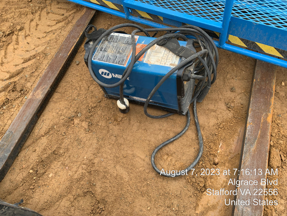 2022 MILLER ELECTRIC Maxstar 210 DX