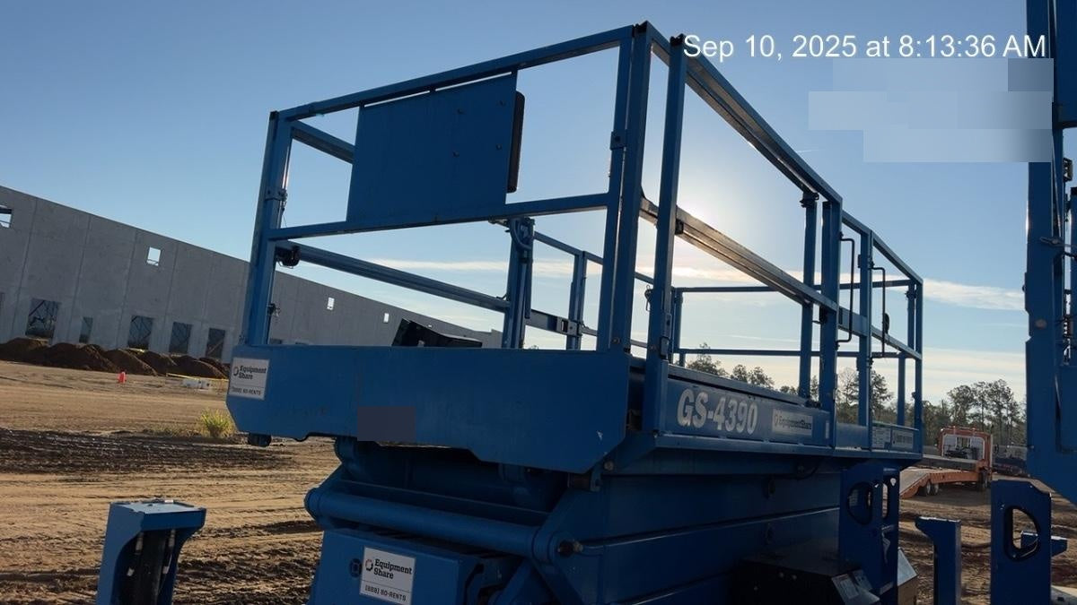 2020 GENIE GS-4390 RT