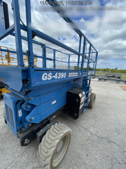 2020 GENIE GS-4390 RT
