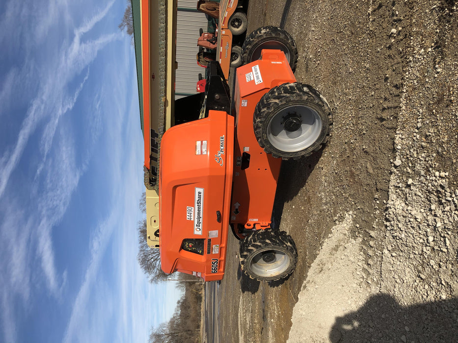 2019 JLG 660SJ