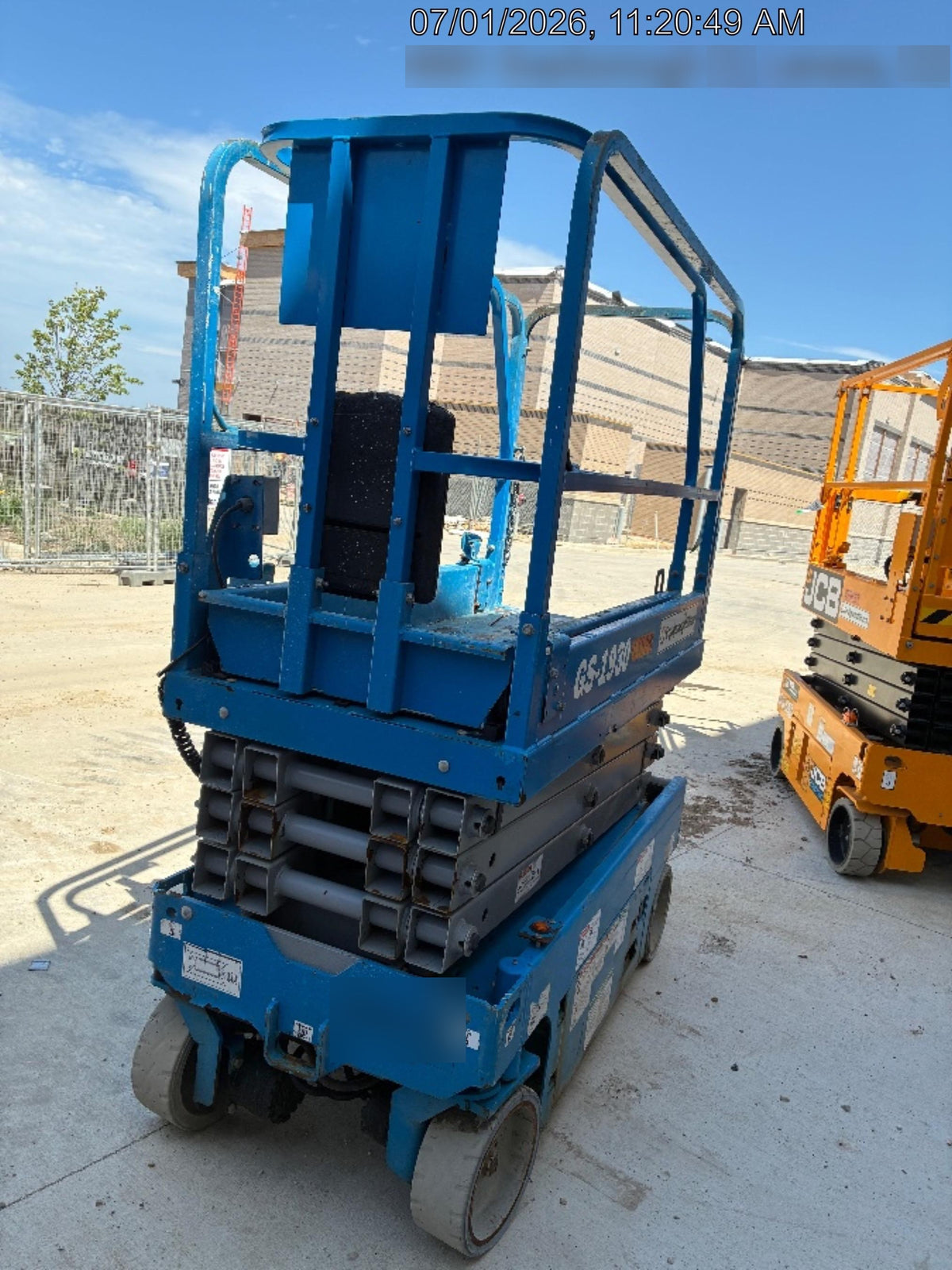 2019 Genie GS-1930 Fixed rails with chain Entry