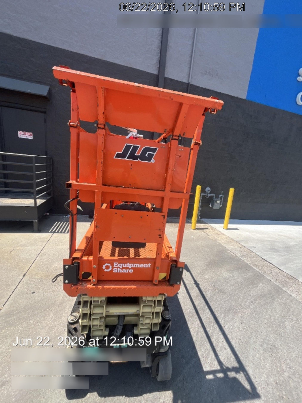 2025 JLG ES1932