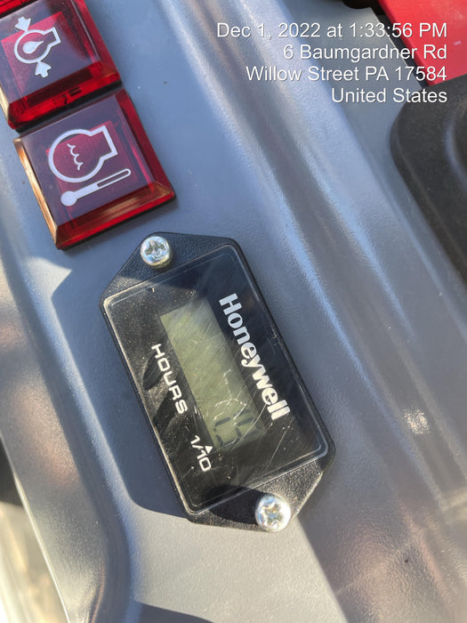 2022 TAKEUCHI TB210R