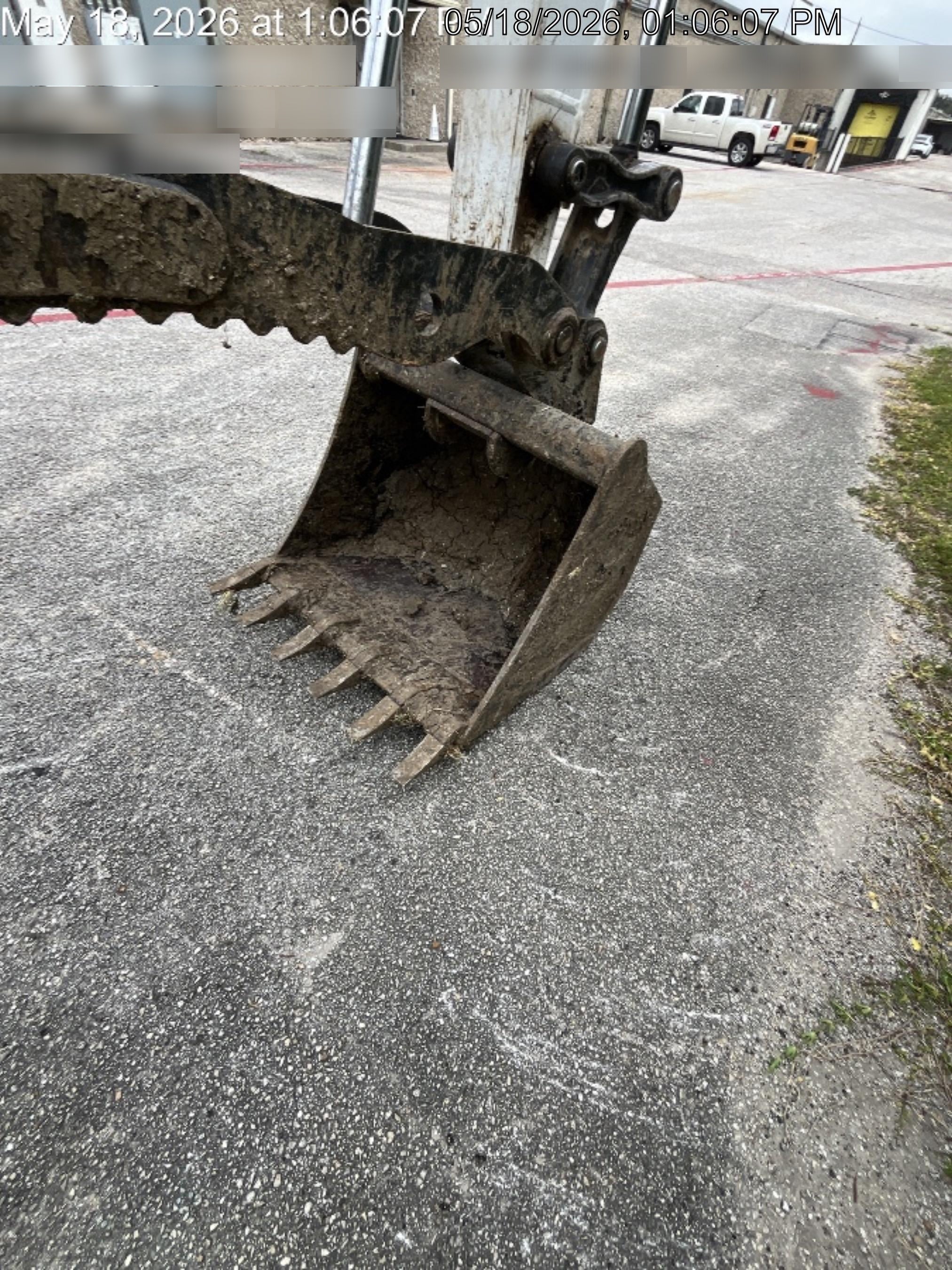 2025 TAKEUCHI 36" Bucket - Takeuchi