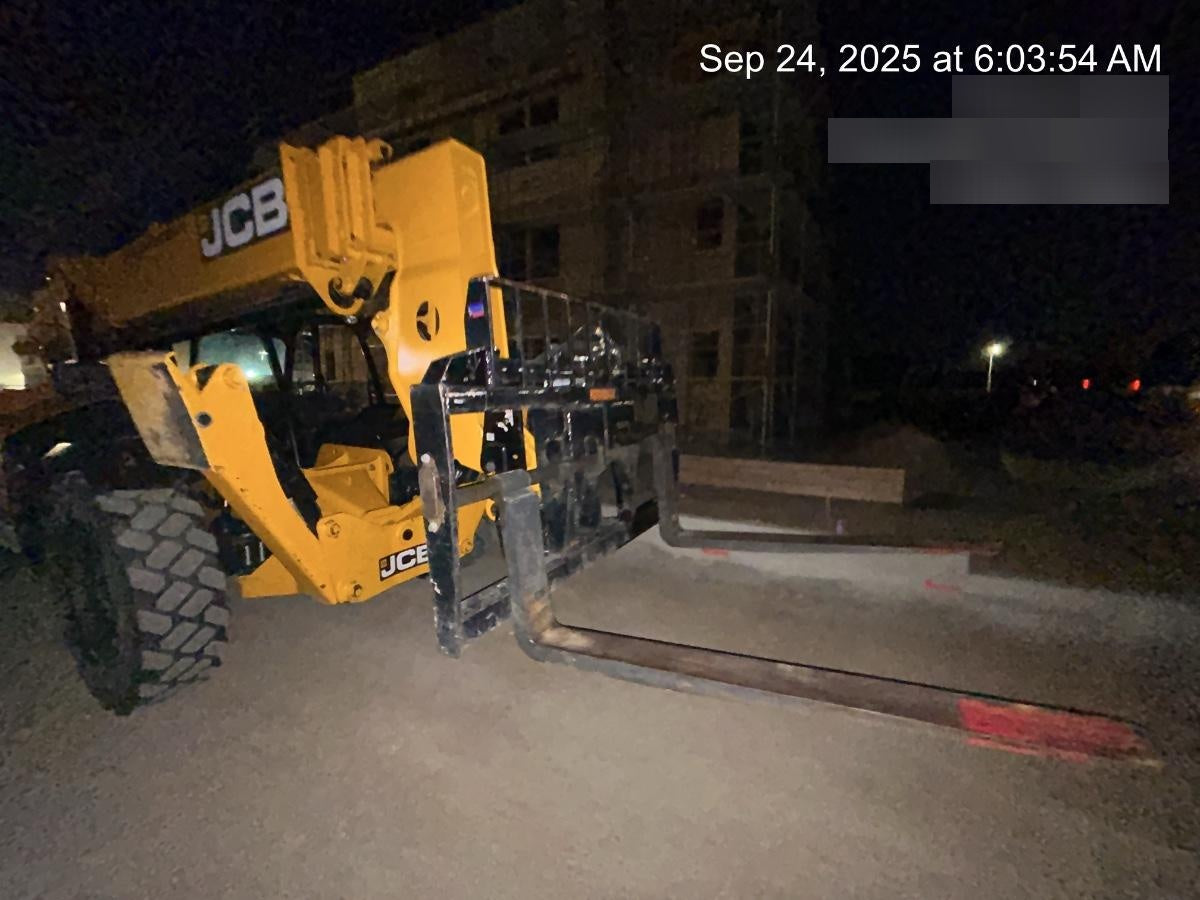 2022 JCB 332/E5286