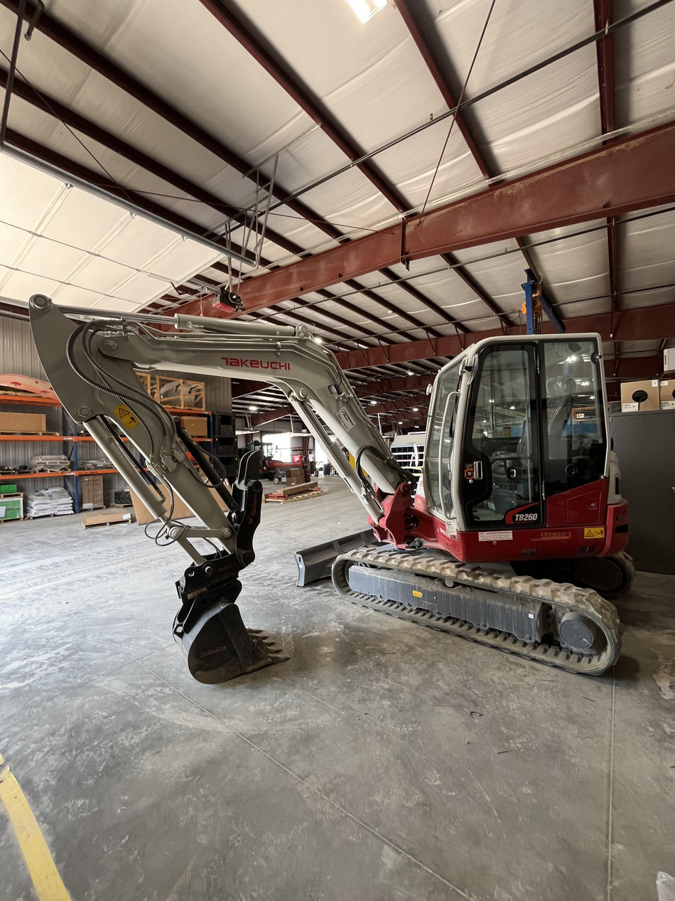 2024 TAKEUCHI TB260-CR