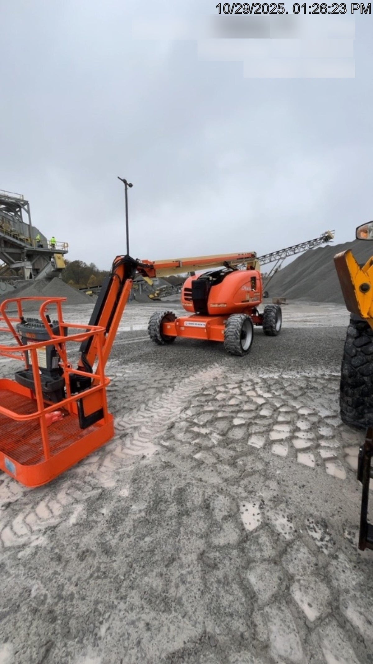 2021 JLG 600AJ