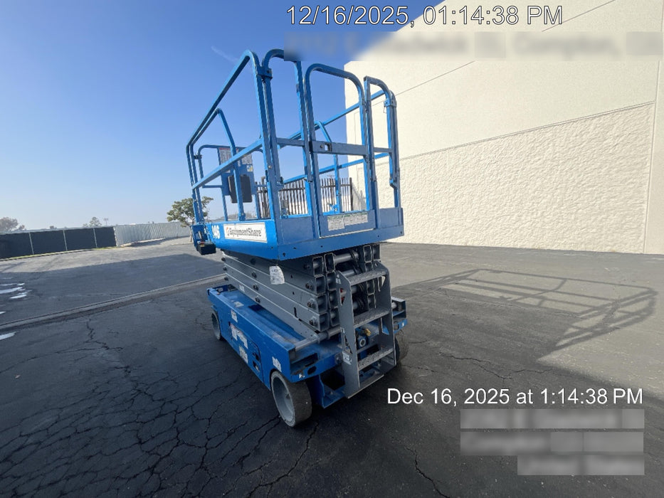 2020 Genie GS-3246 Standard, Folding full height swing gate, 800W Inverter