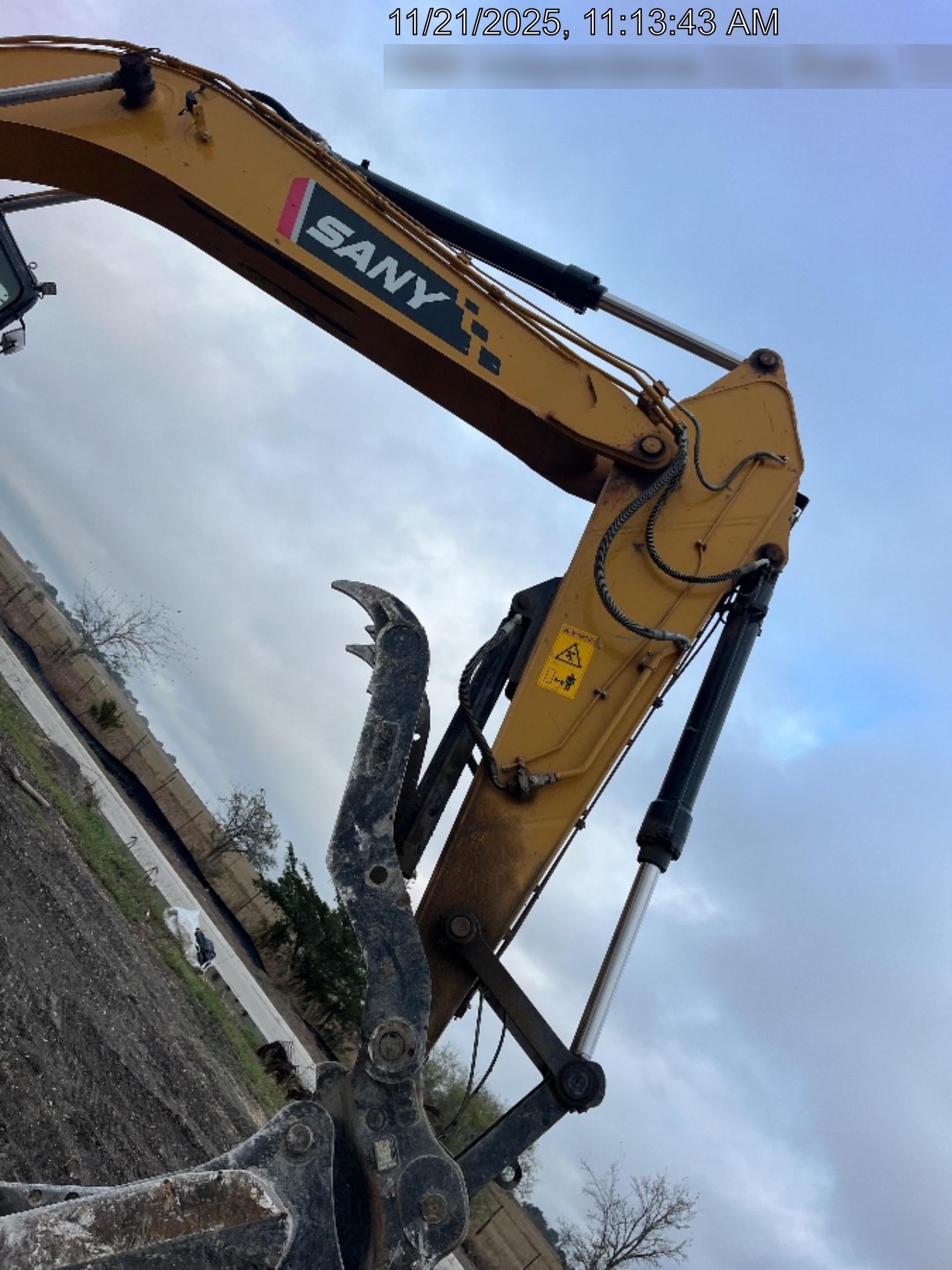 2023 SANY SY265C