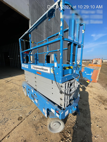 2022 GENIE GS-3232