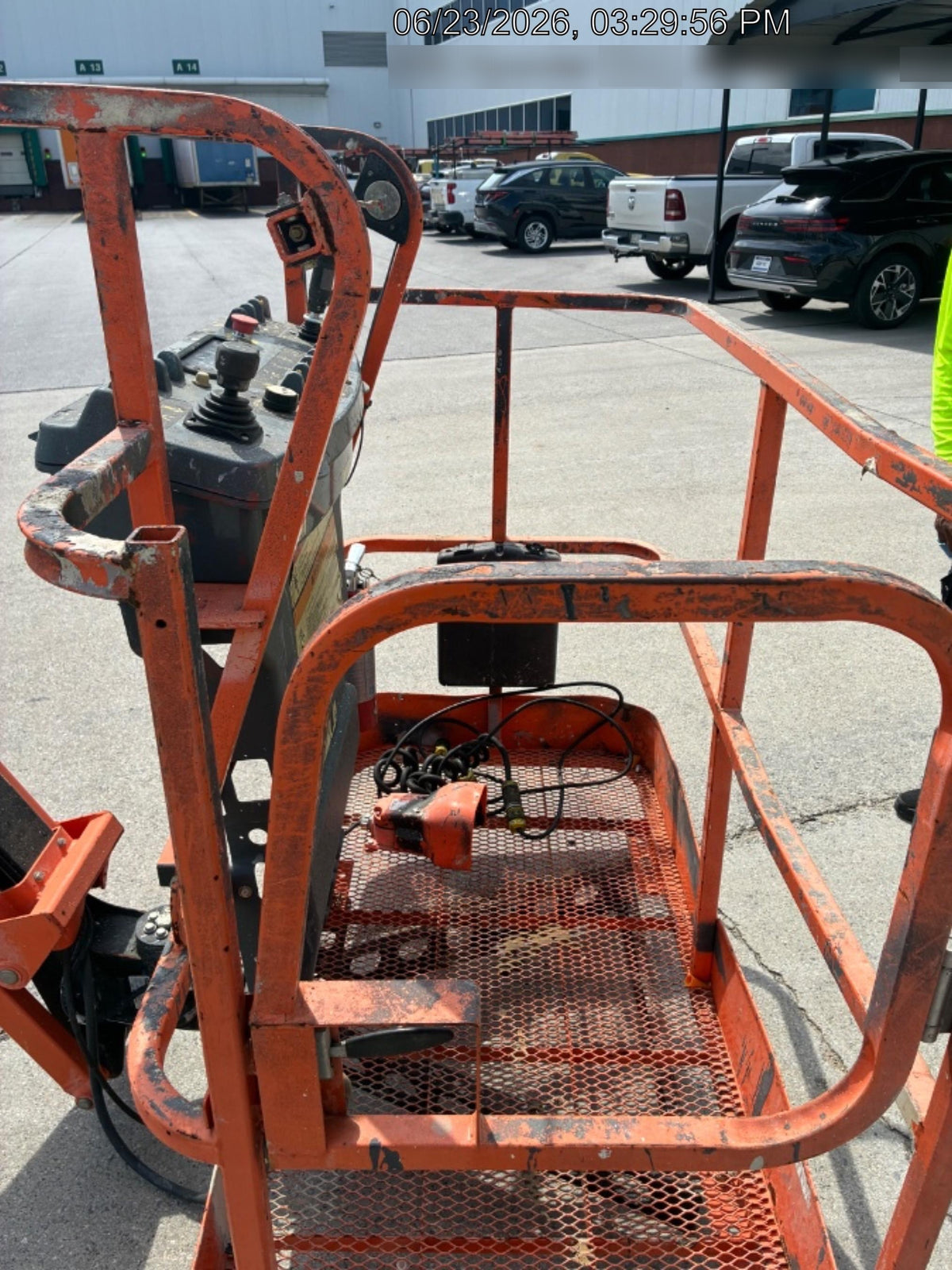 2019 JLG E450AJ
