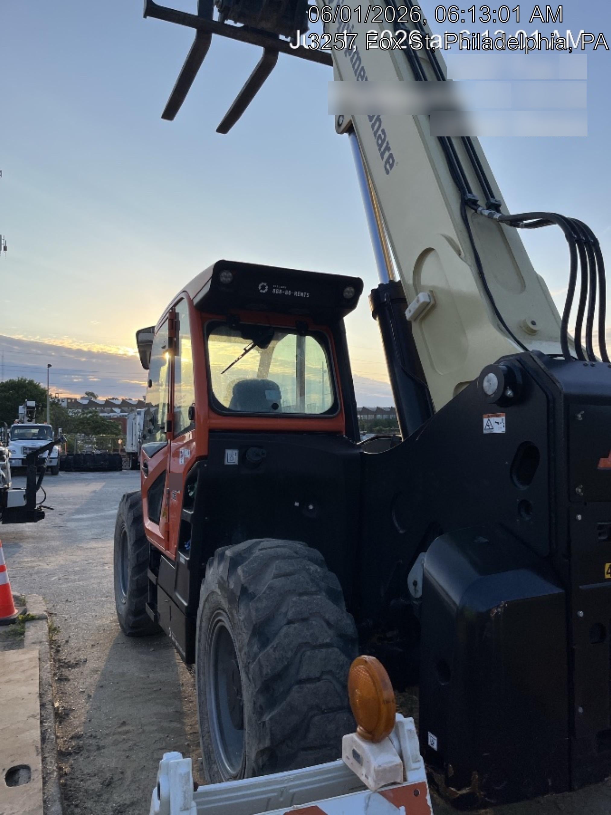 2024 JLG 1732