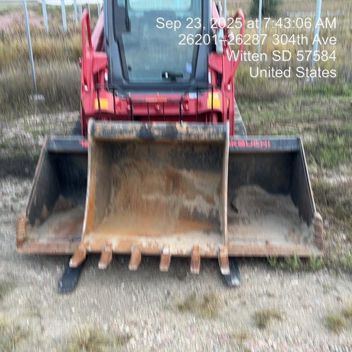 2025 TAKEUCHI 36" Bucket - Takeuchi