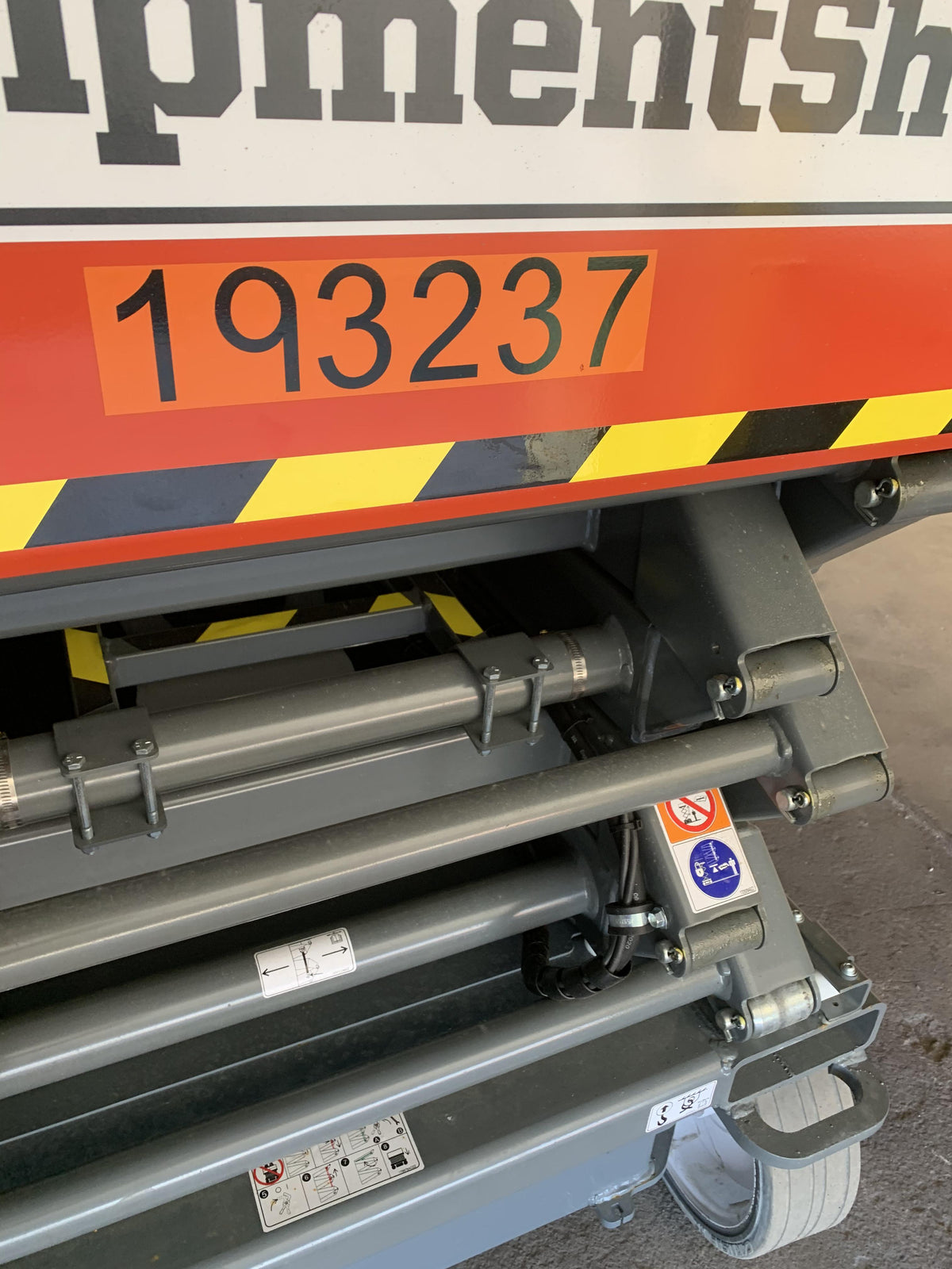 2021 SKYJACK SJ4732