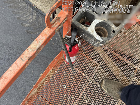 2021 JLG 400S