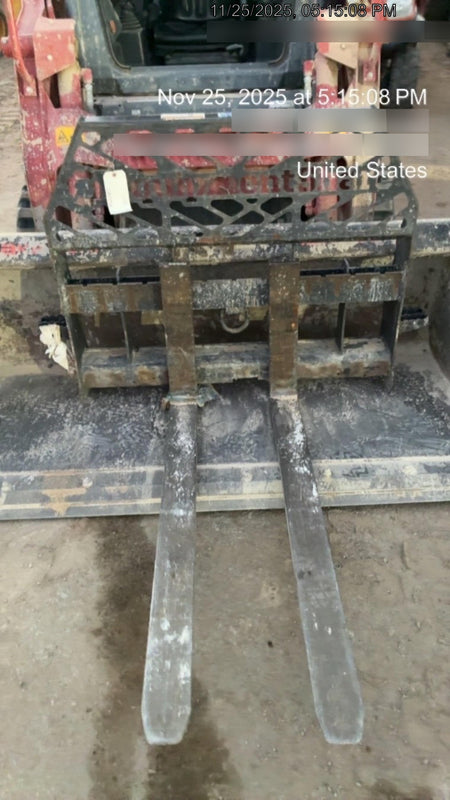 2021 PALADIN 48" Pallet Forks - Paladin