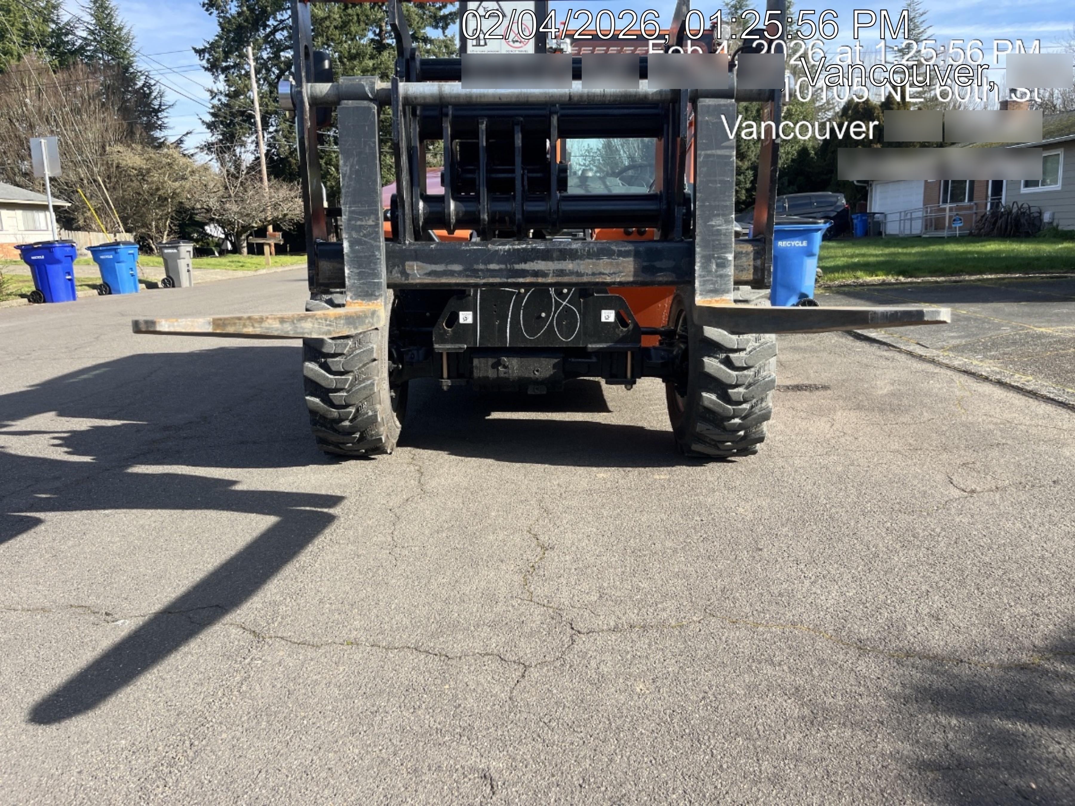 2025 JLG 519