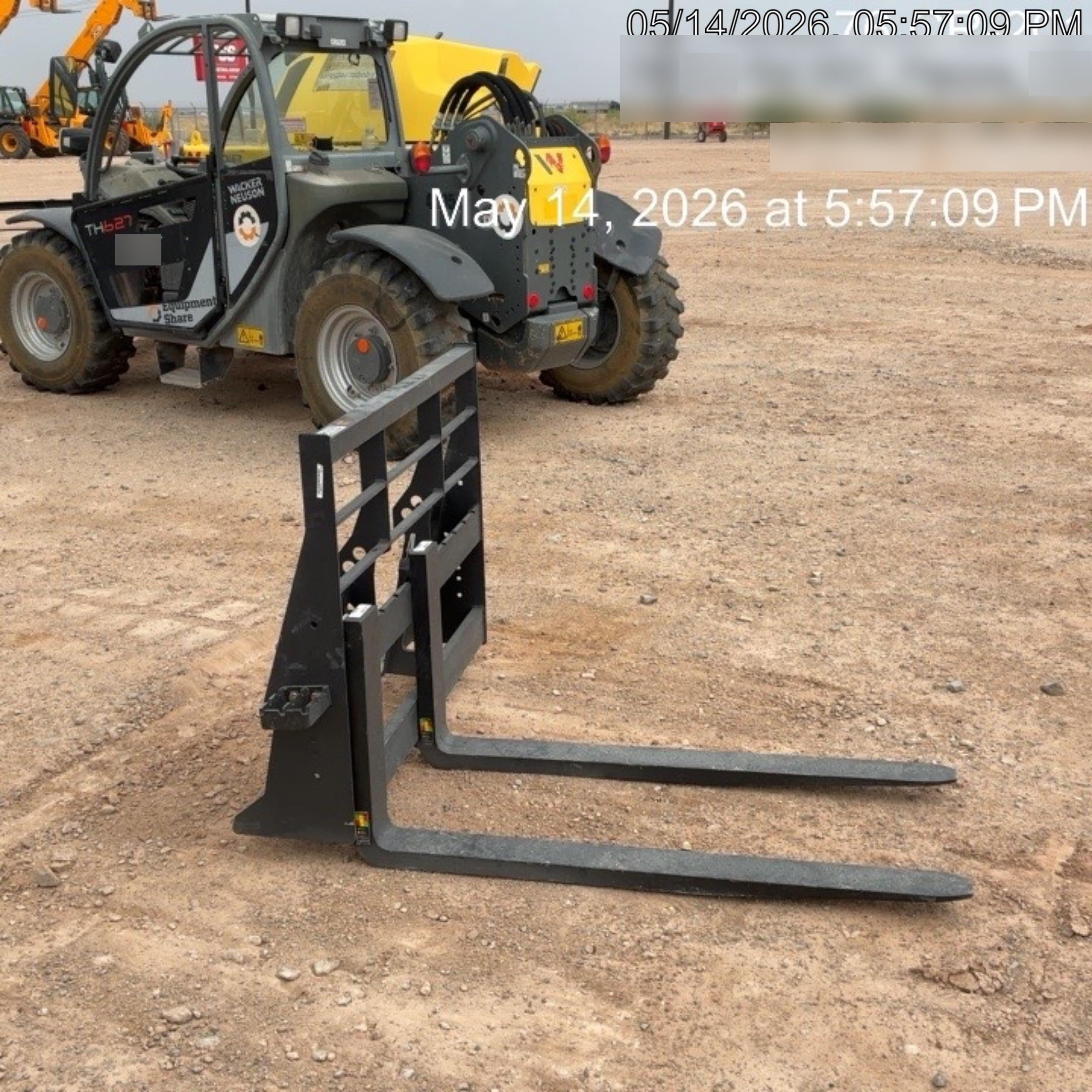 2026 ARROW MATERIAL HANDLING 48" Pallet Forks - Arrow