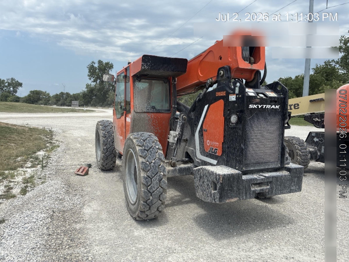2024 SKYTRAK 8042