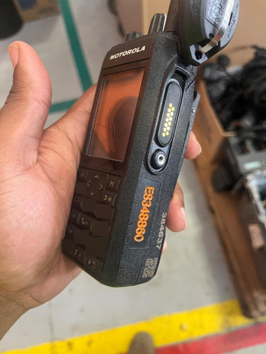 2023 MOTOROLA R7 DISPLAY