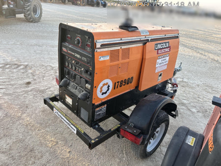 2021 Lincoln Electric Vantage 322 Vantage 322 Ready Pak 3 w/ Decals, ORANGE (includes trailer, cable rack, fender light kit) NO Telematics