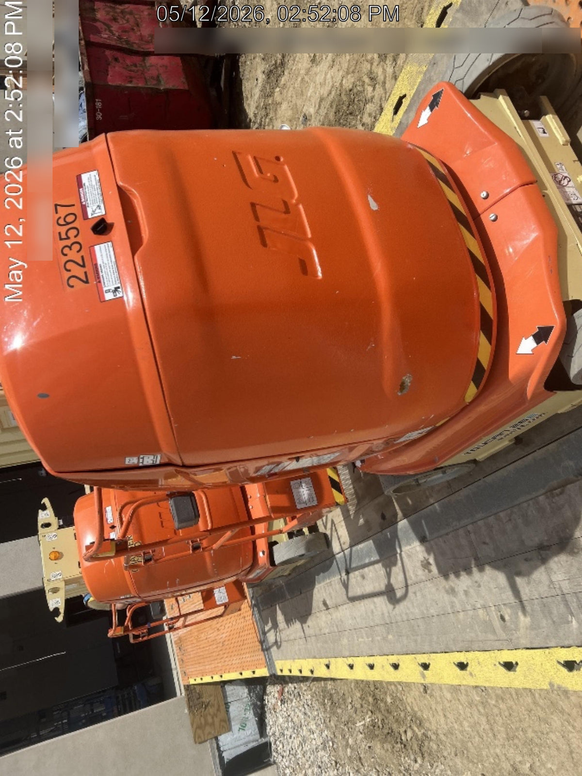 2022 JLG 26E