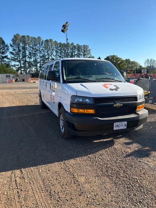 2025 CHEVROLET Express Van - Rental