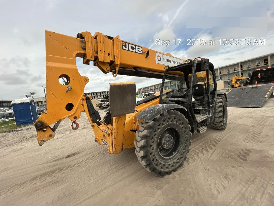 2022 JCB 510-56
