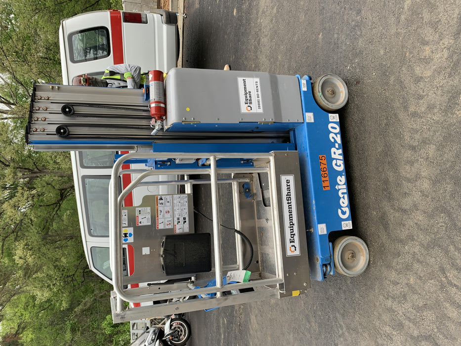 2020 GENIE GR-20
