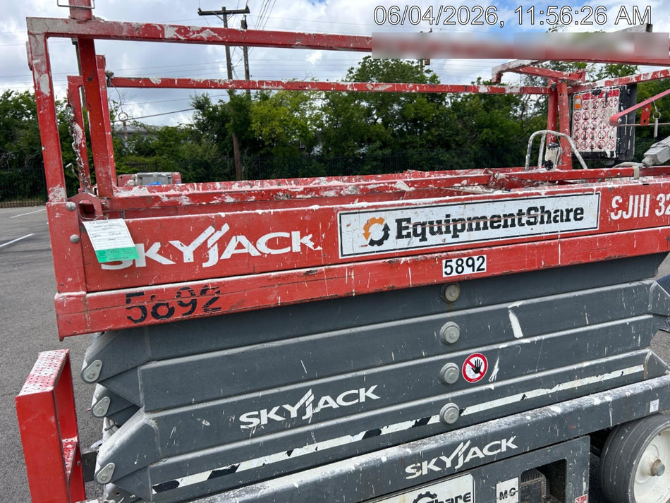 2017 Skyjack SJIII-3226 Skyjack SJ3226, Trojan Battery Set, Extended Warranty 5yr/5k hr