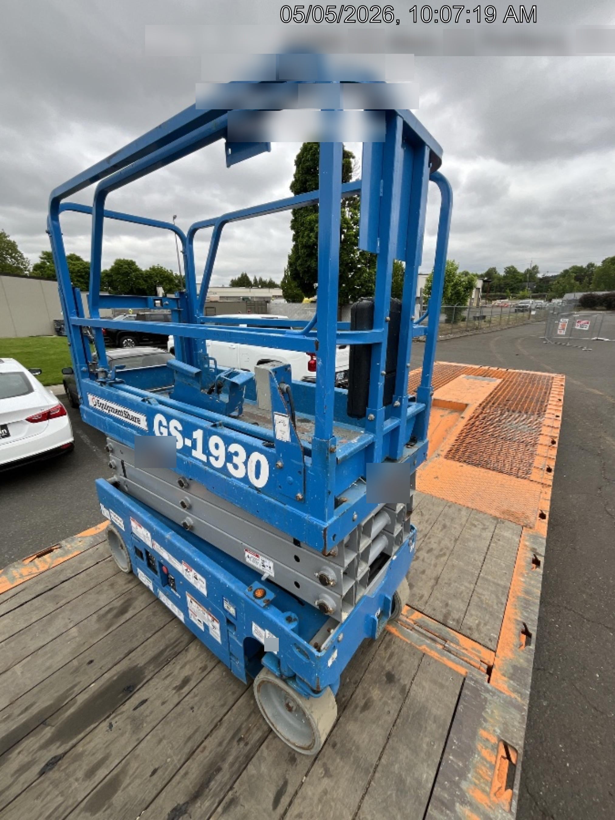 2019 Genie GS-1930 Half Height Swing Gate, 800W Inverter