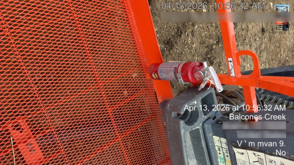 2023 JLG 860SJ